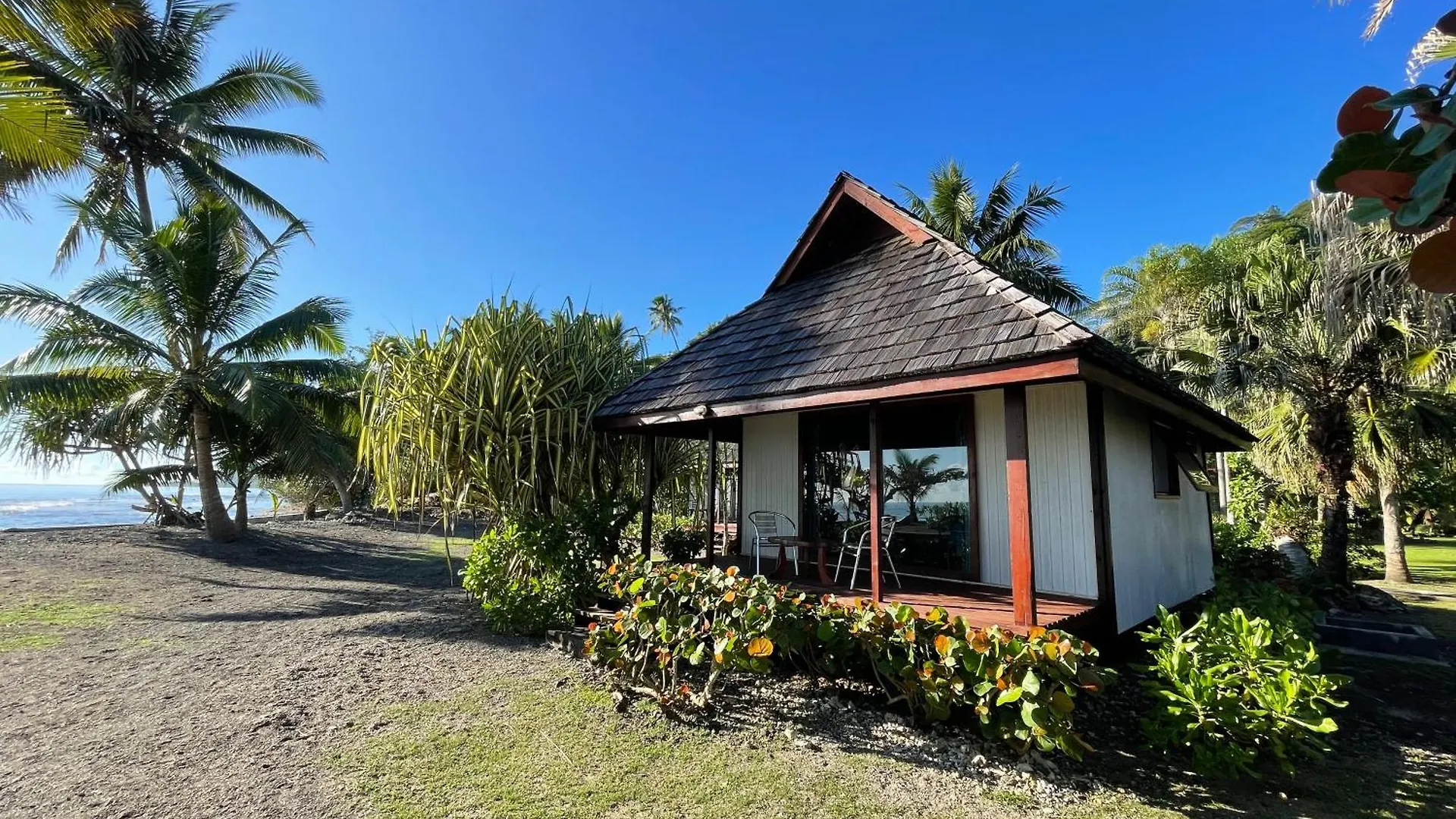 Punatea Village Afaahiti